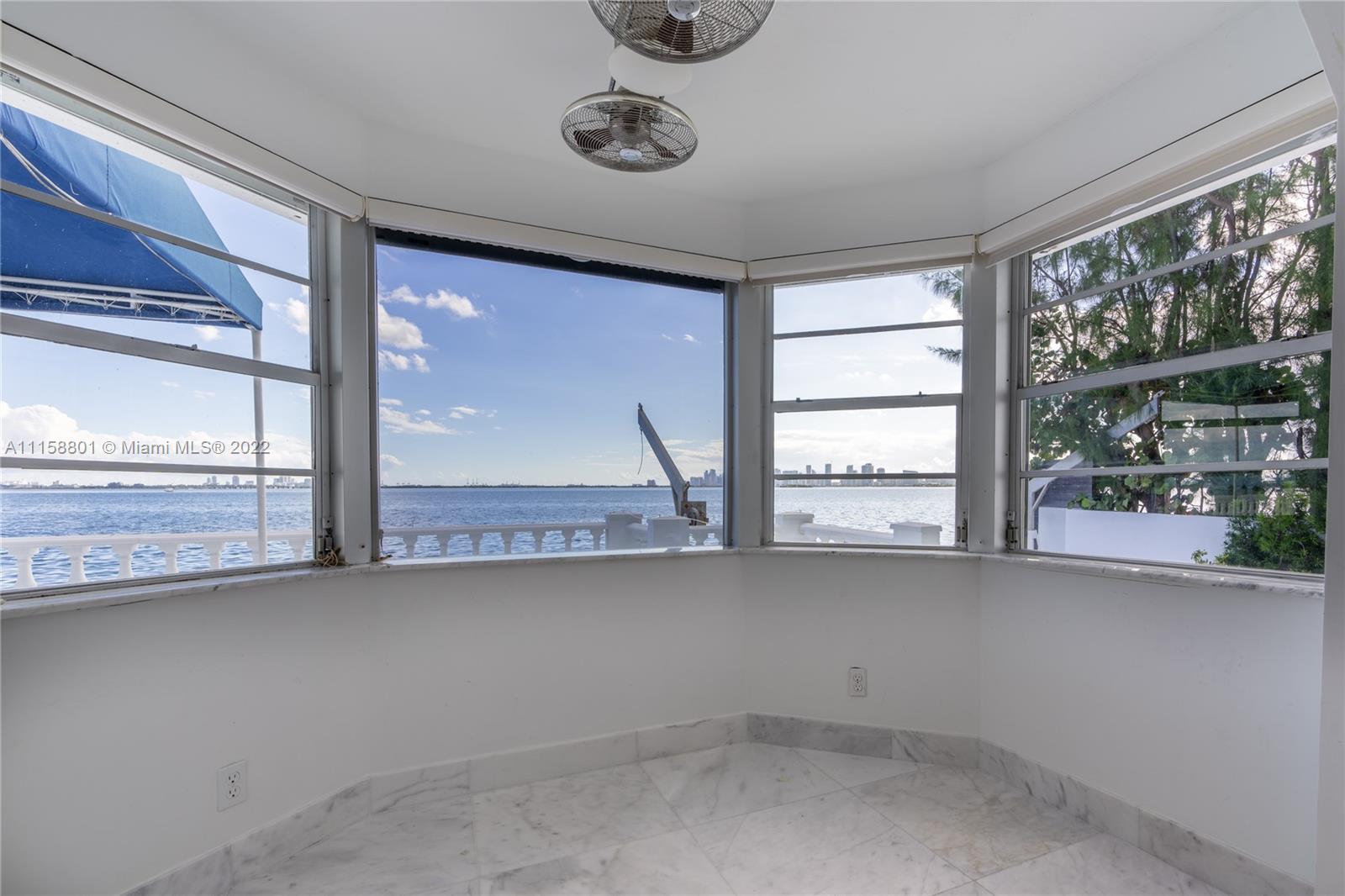 NORTH BAY ISLAND - Residential