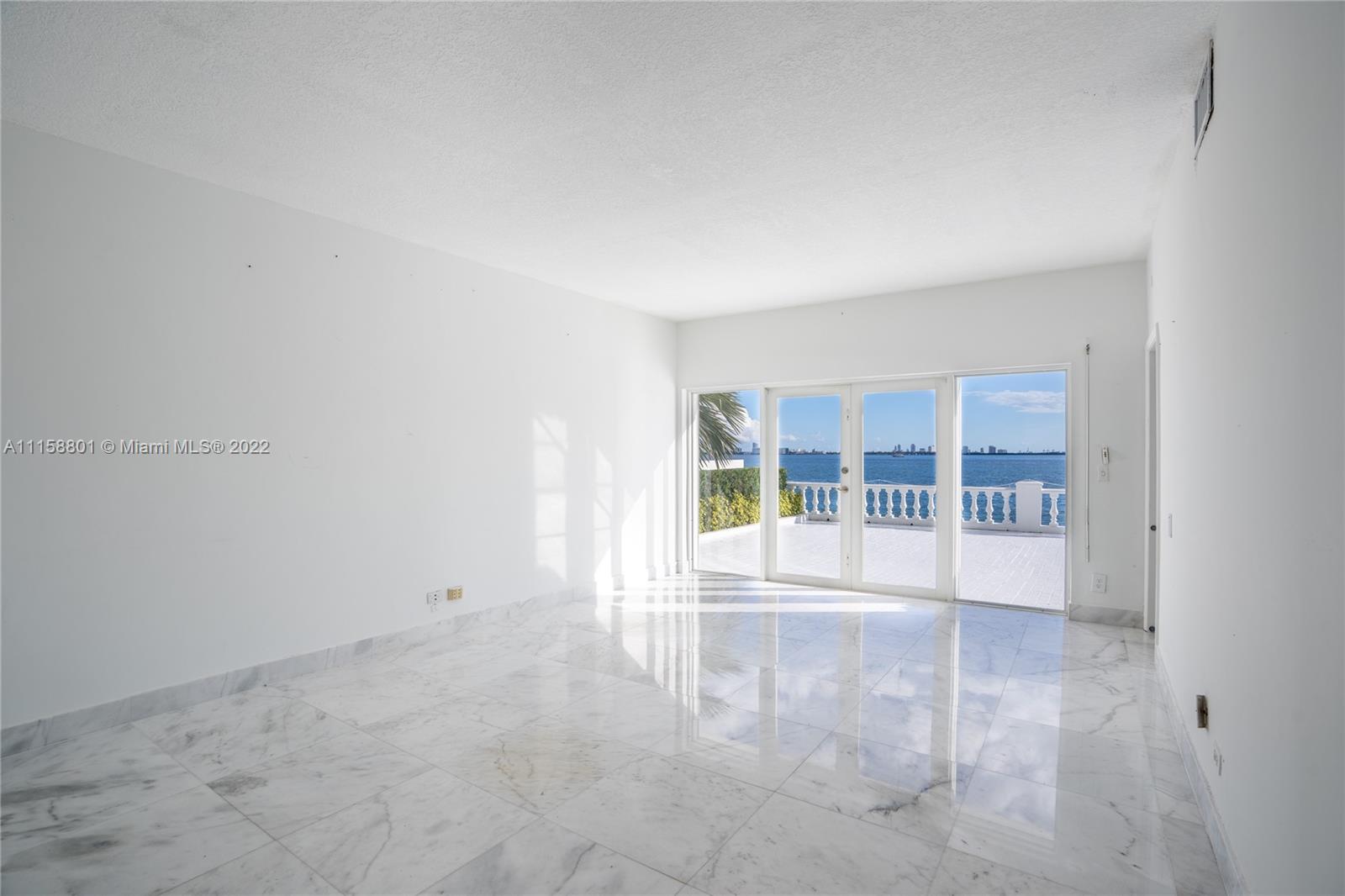 NORTH BAY ISLAND - Residential