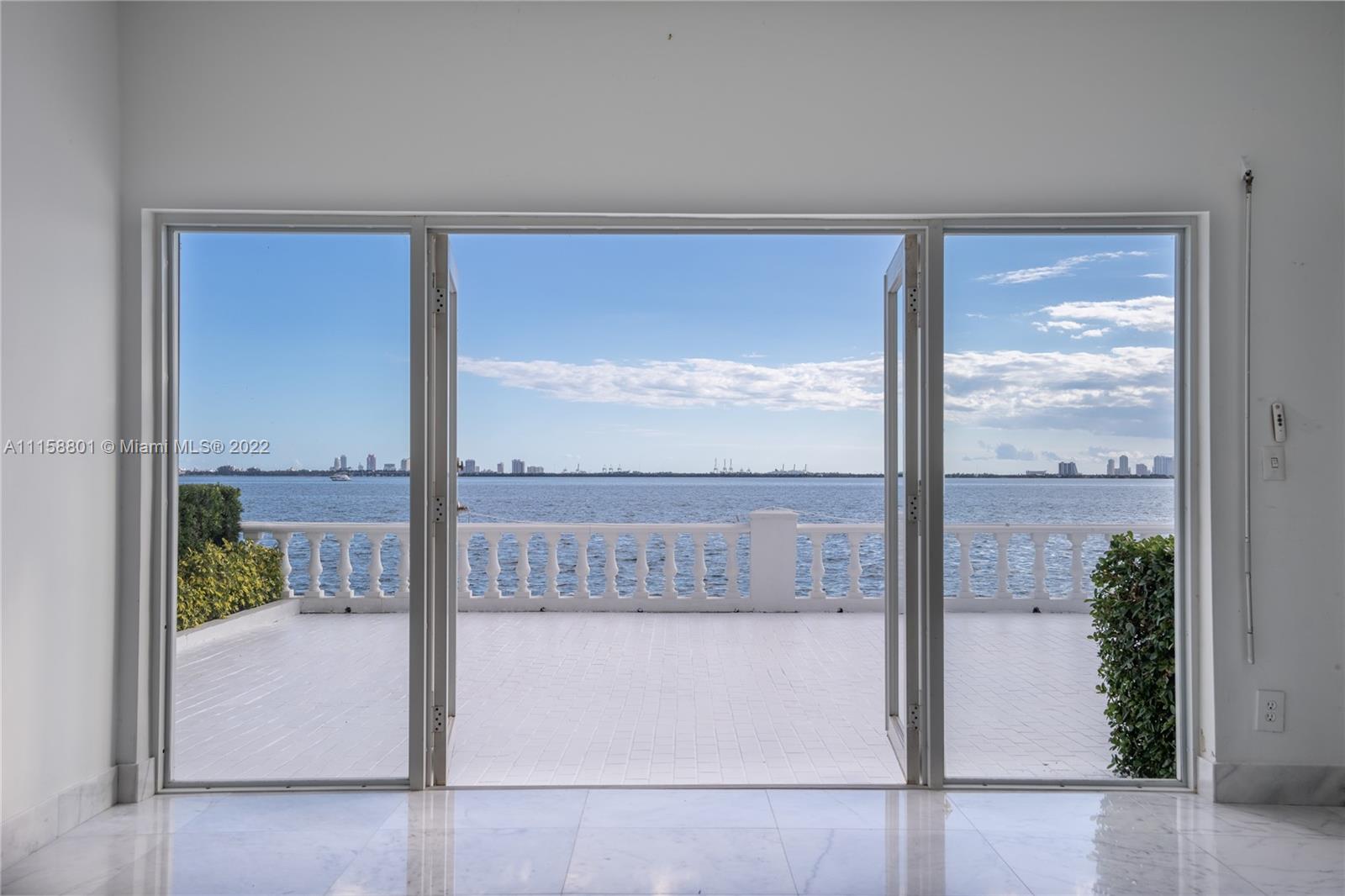 NORTH BAY ISLAND - Residential