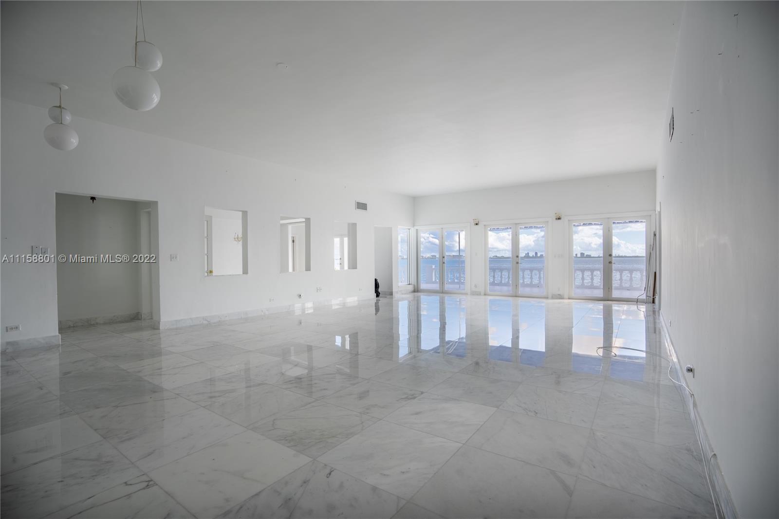 NORTH BAY ISLAND - Residential