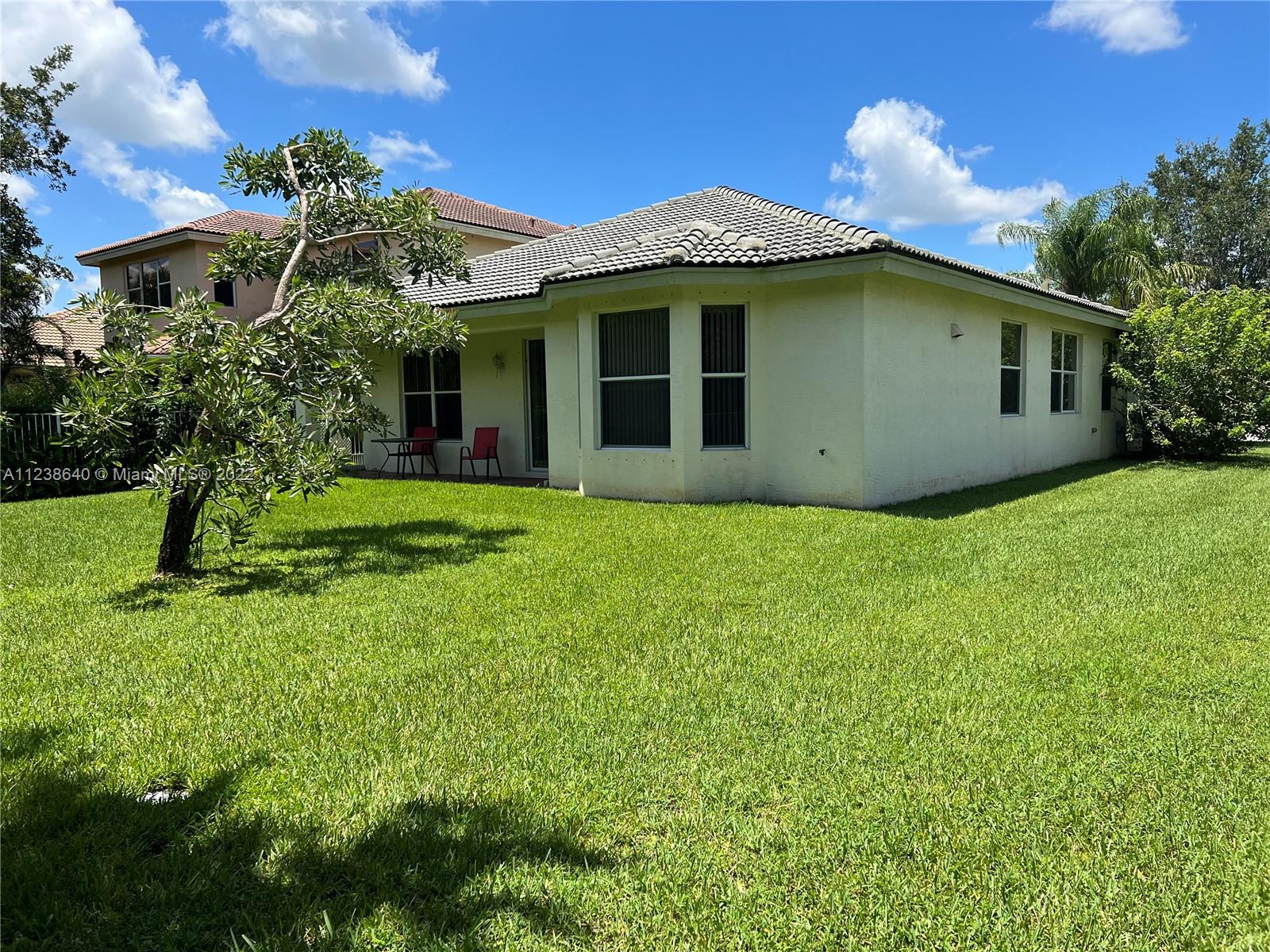 MARTINS CROSSING PUD - Residential