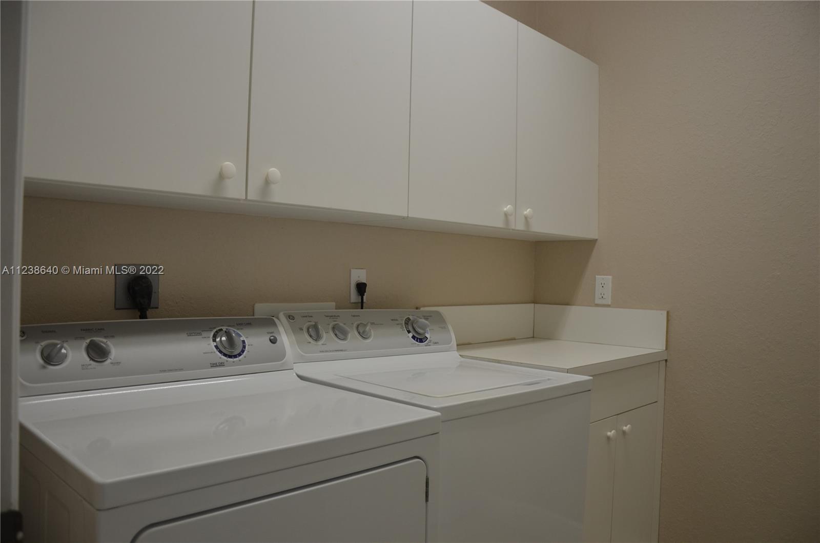 MARTINS CROSSING PUD - Residential