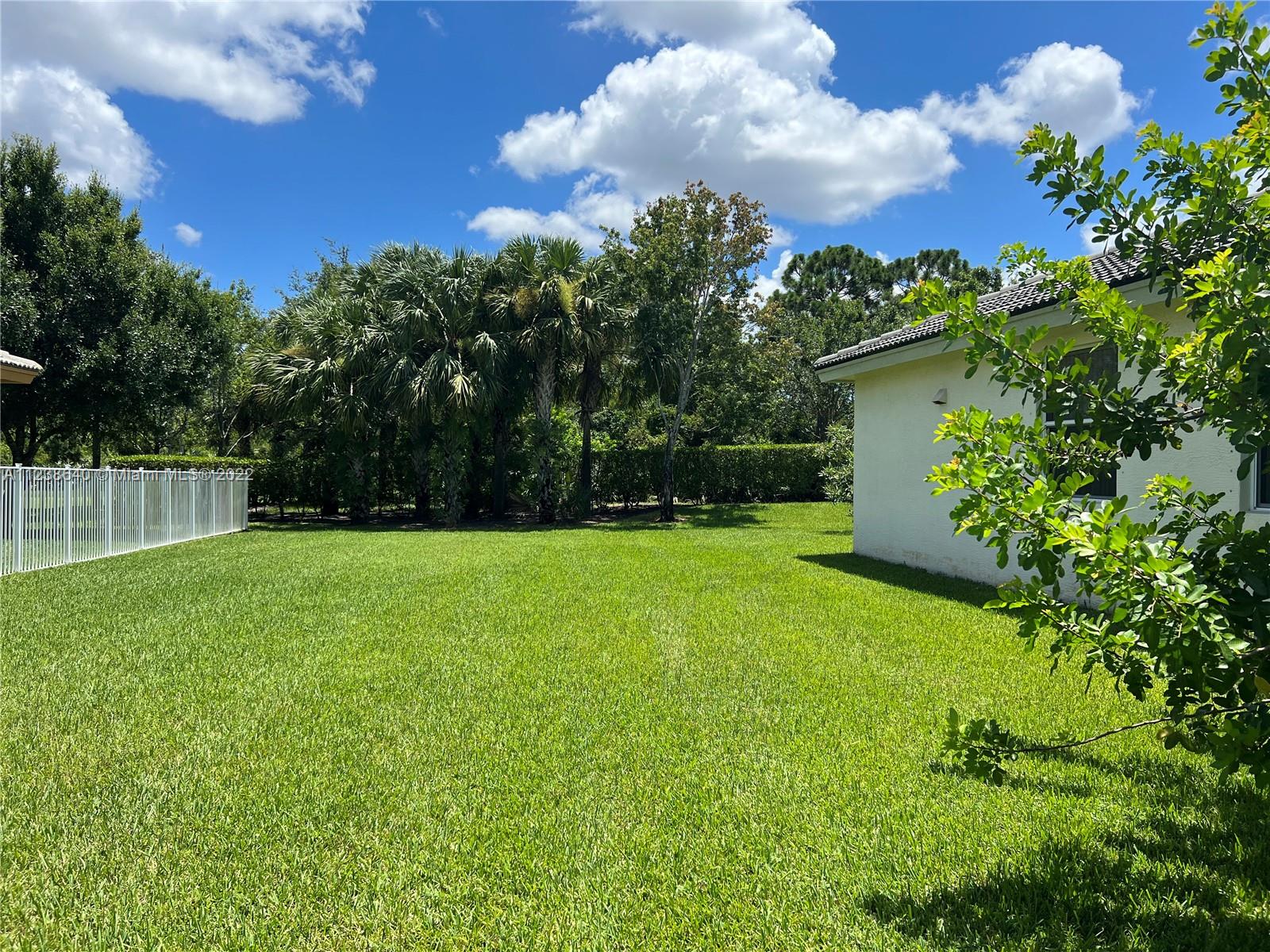 MARTINS CROSSING PUD - Residential