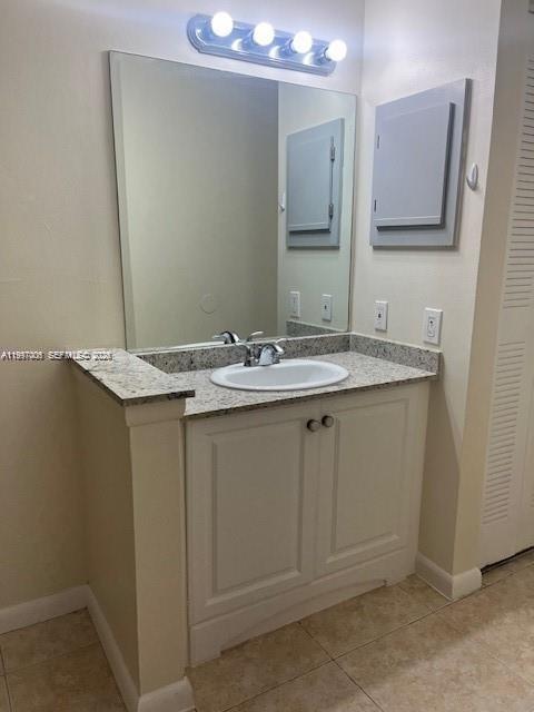 SUMMERBREEZE CONDO - Residential Lease