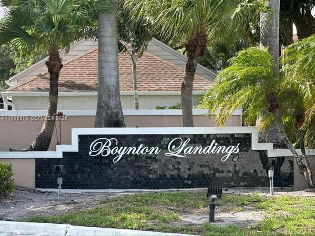 Photo of 2303 N Congress Ave #31, Boynton Beach, FL 33426 (MLS # A11995578)