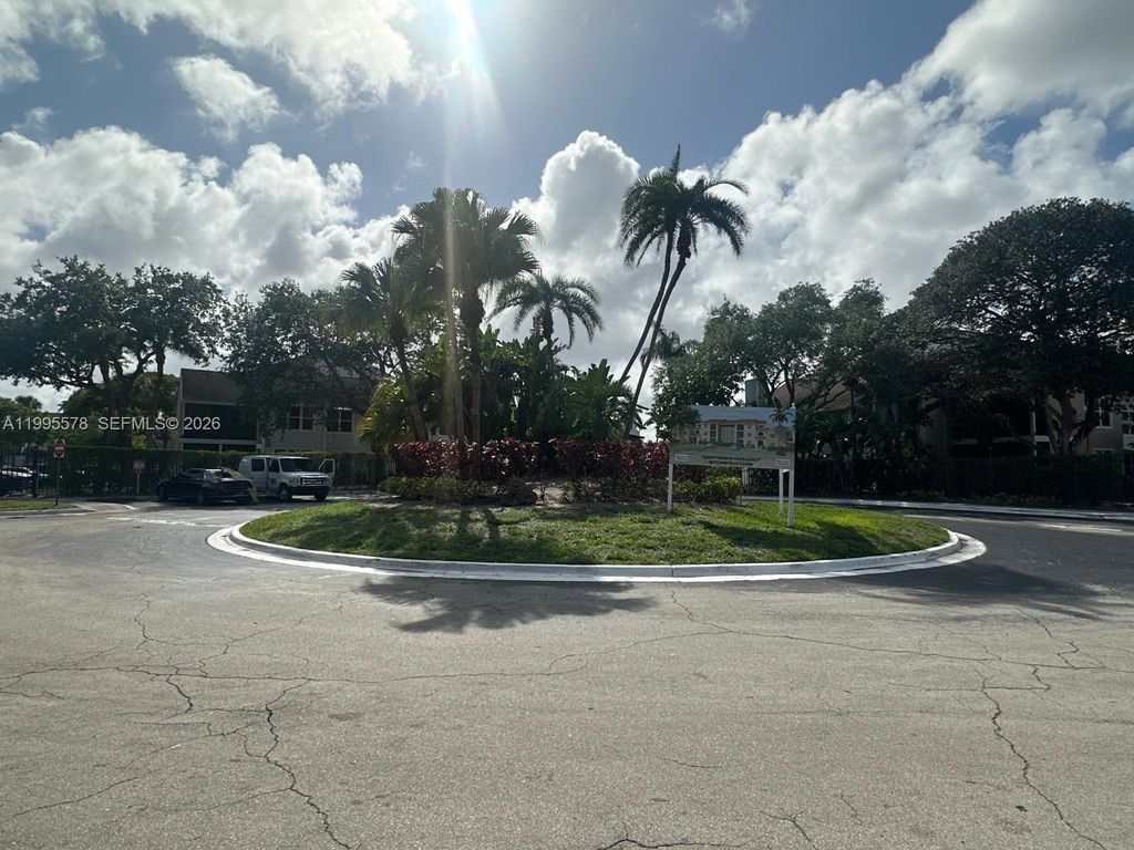 Photo of 2303 N Congress Ave #31, Boynton Beach, FL 33426 (MLS # A11995578)