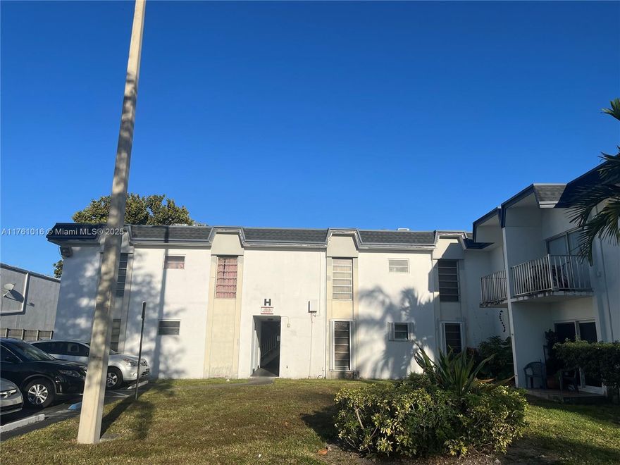 Attention buyers! Enjoy abundant natural light in this spacious 2/1 apartment on the second floor of the nice Sunset Palm condominium community. The building is only two stories high with two assigned parking spaces and plenty of guest space. Electrical box updated (2018). Brand new A/C handler and compressor. Ceramic tile throughout the living areas, and laminated wood in the bedrooms. Community amenities are just steps away, including a beautiful pool. Roof and washer machines were replaced between 2018 and 2019. Electrical/plumbing/laundry rooms were all replaced with metal doors between 2018 and 2019. Located 5 minutes from main avenues, parks, shopping centers, and restaurants. Very easy to show. For more information contact the real estate agent.