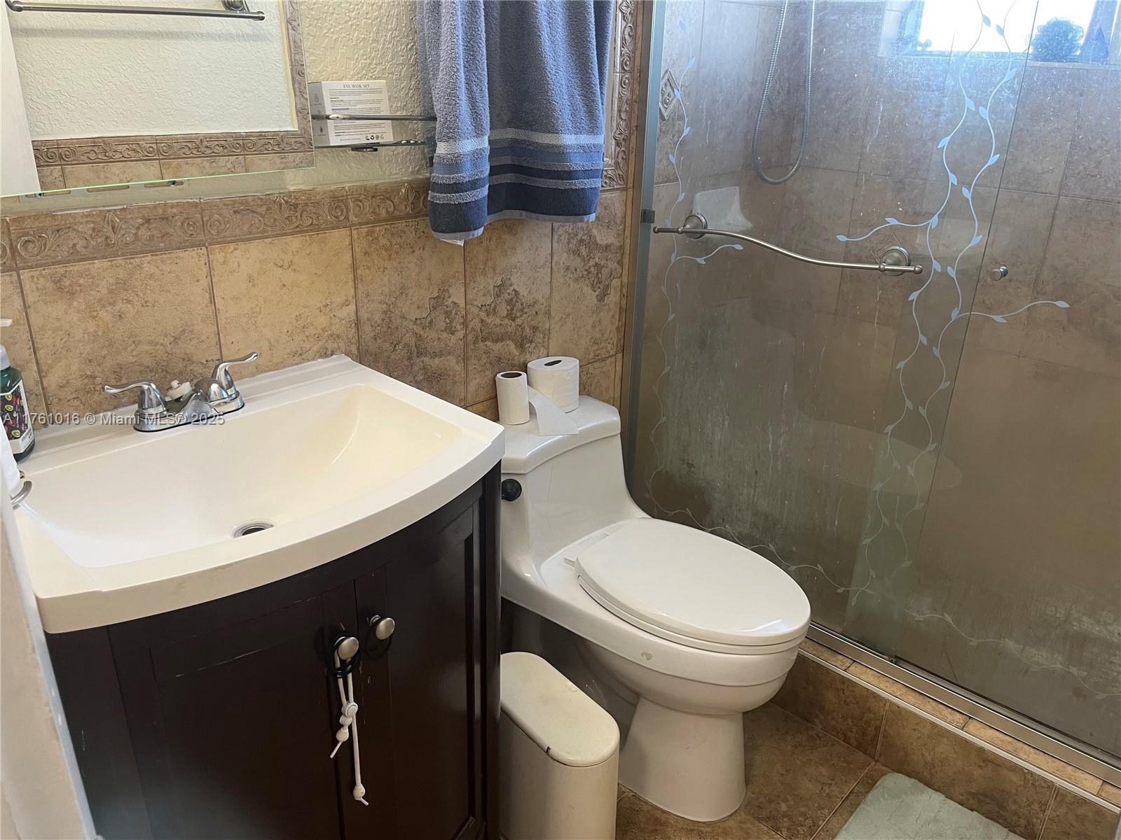 SUNSET PALMS WEST CONDO - Residential