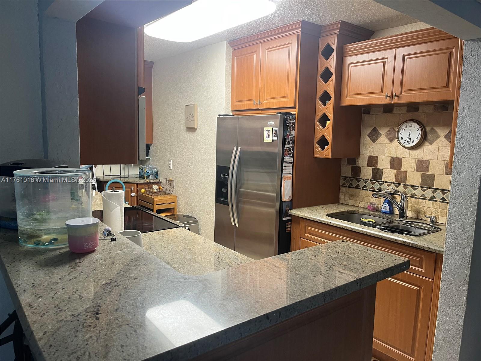 SUNSET PALMS WEST CONDO - Residential