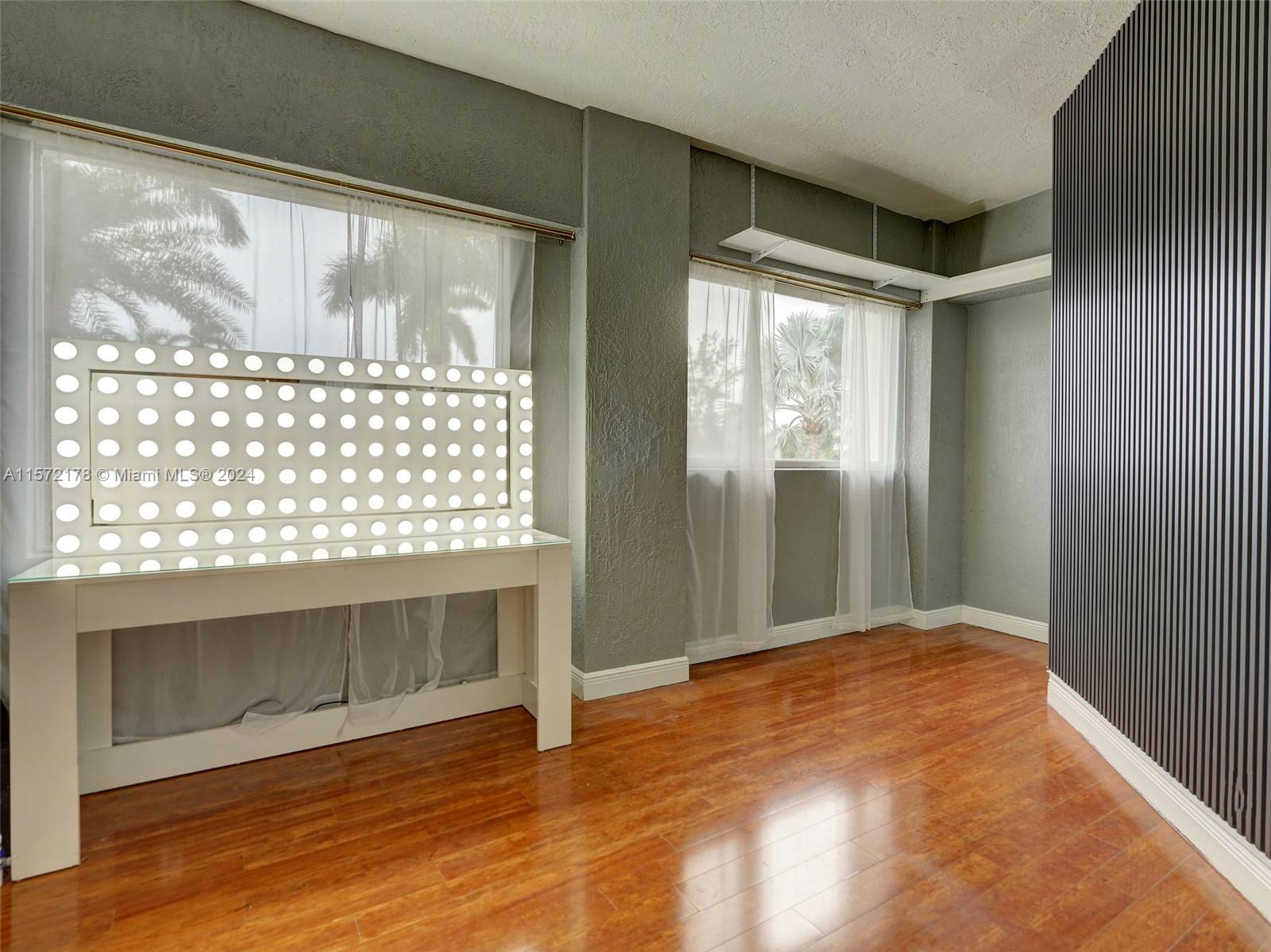 TRESULEE - Residential