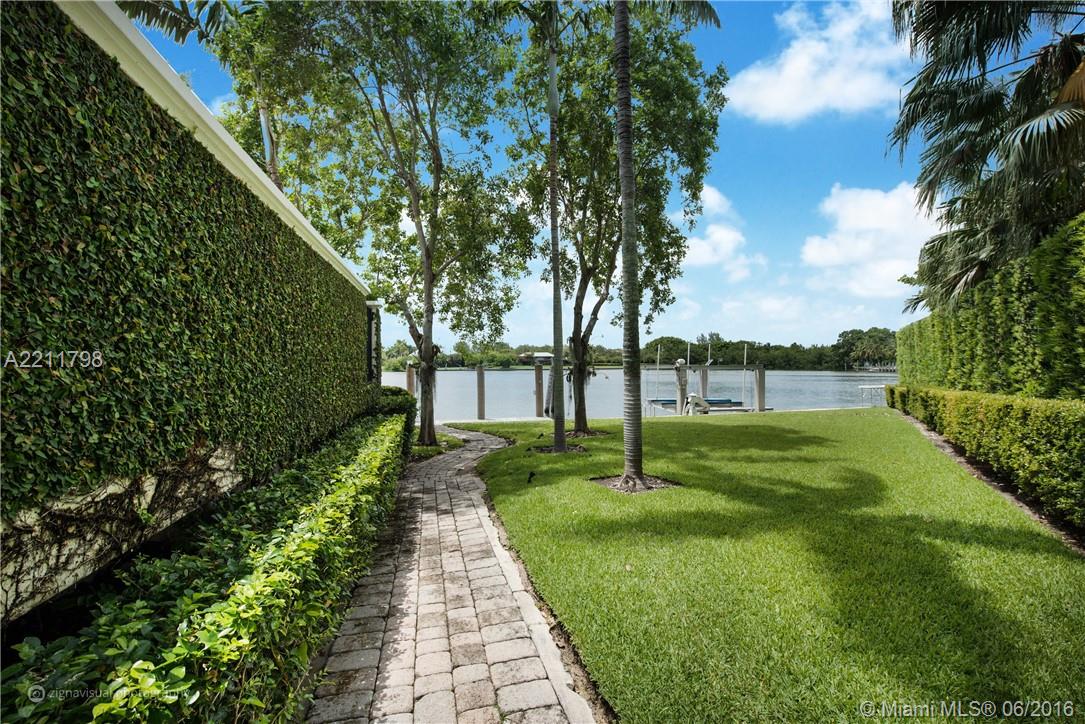 32 54 41 GABLES ESTATES N - Residential