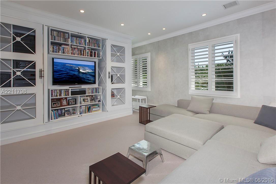 32 54 41 GABLES ESTATES N - Residential