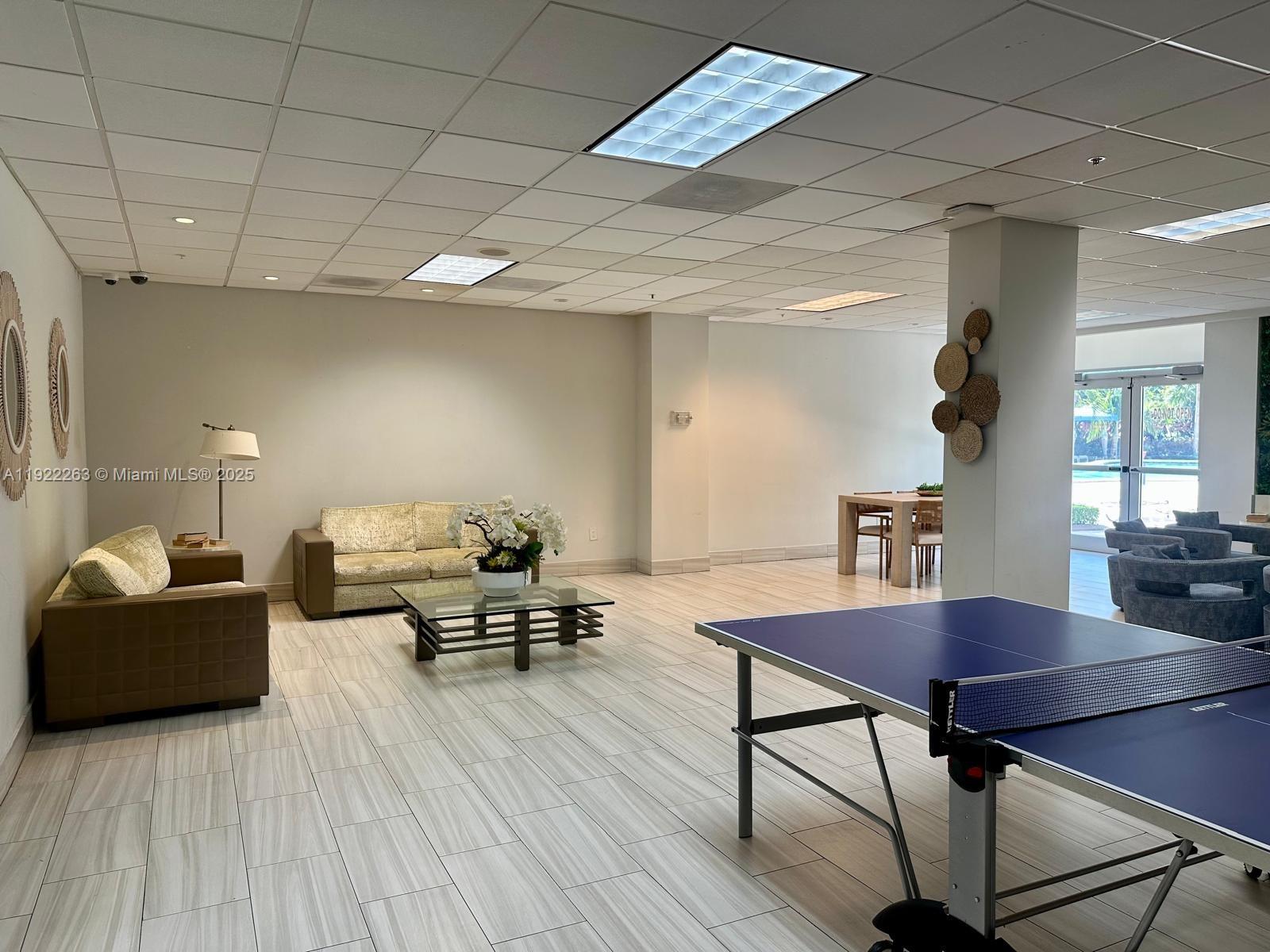 OCEANVIEW BUILDING A COND - Residential