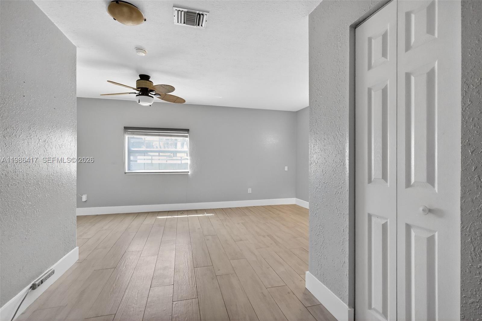 DANIA HIGHLANDS - Residential Lease