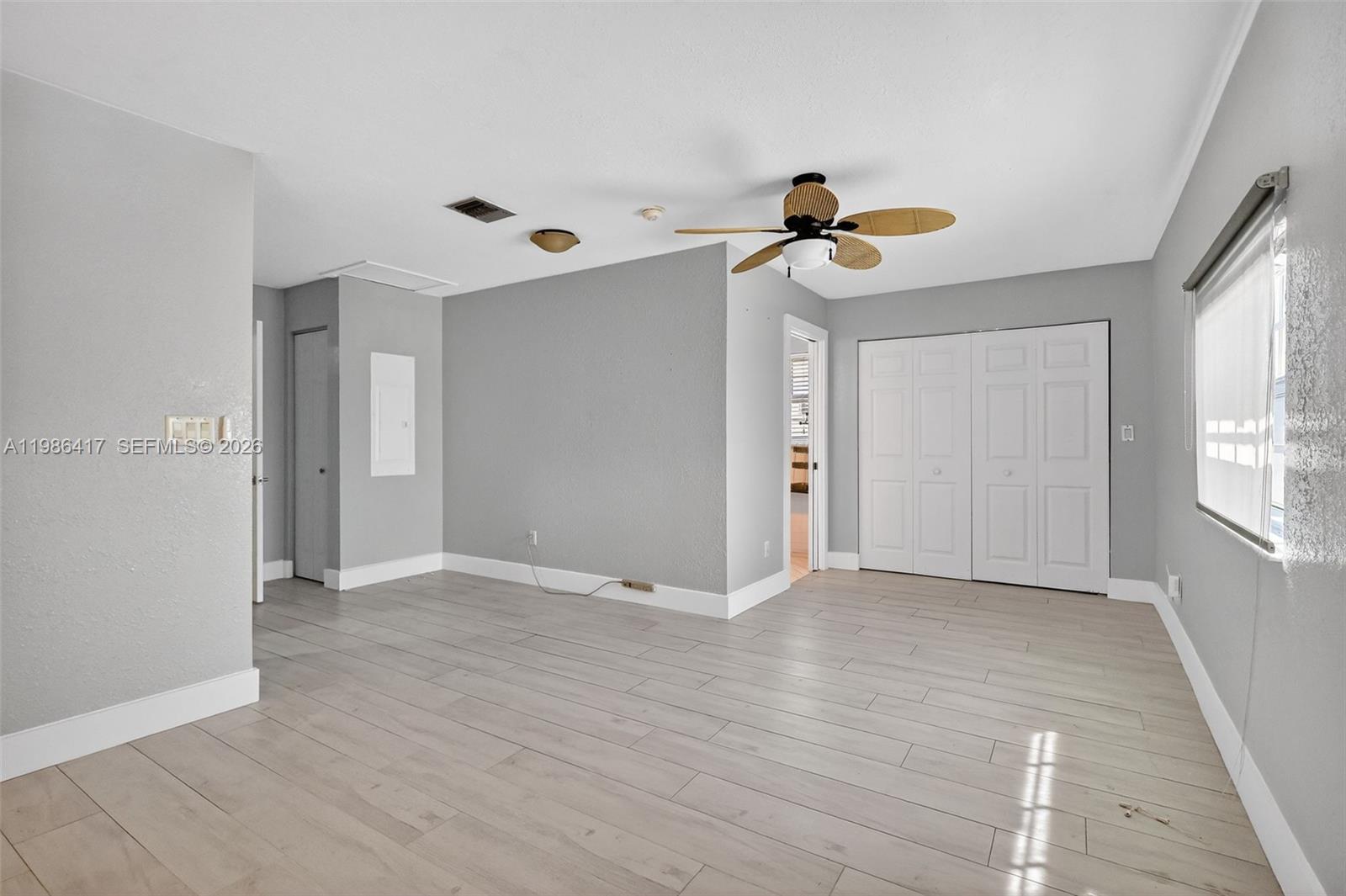 DANIA HIGHLANDS - Residential Lease