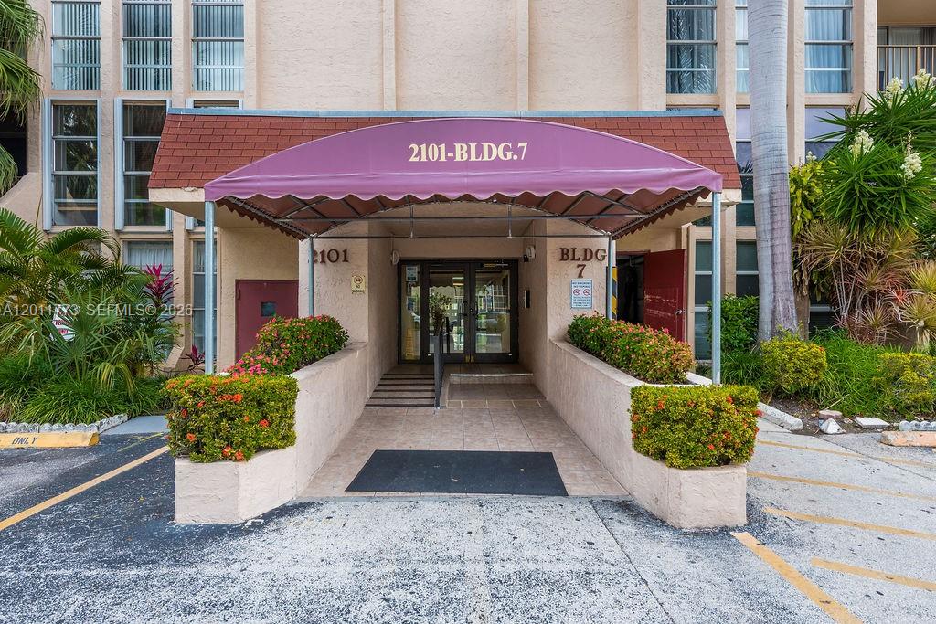 2101 Atlantic Shores Blvd 412
