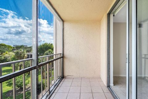 Tiny photo for 2101 Atlantic Shores Blvd #412, Hallandale Beach, FL 33009 (MLS # A12011773)