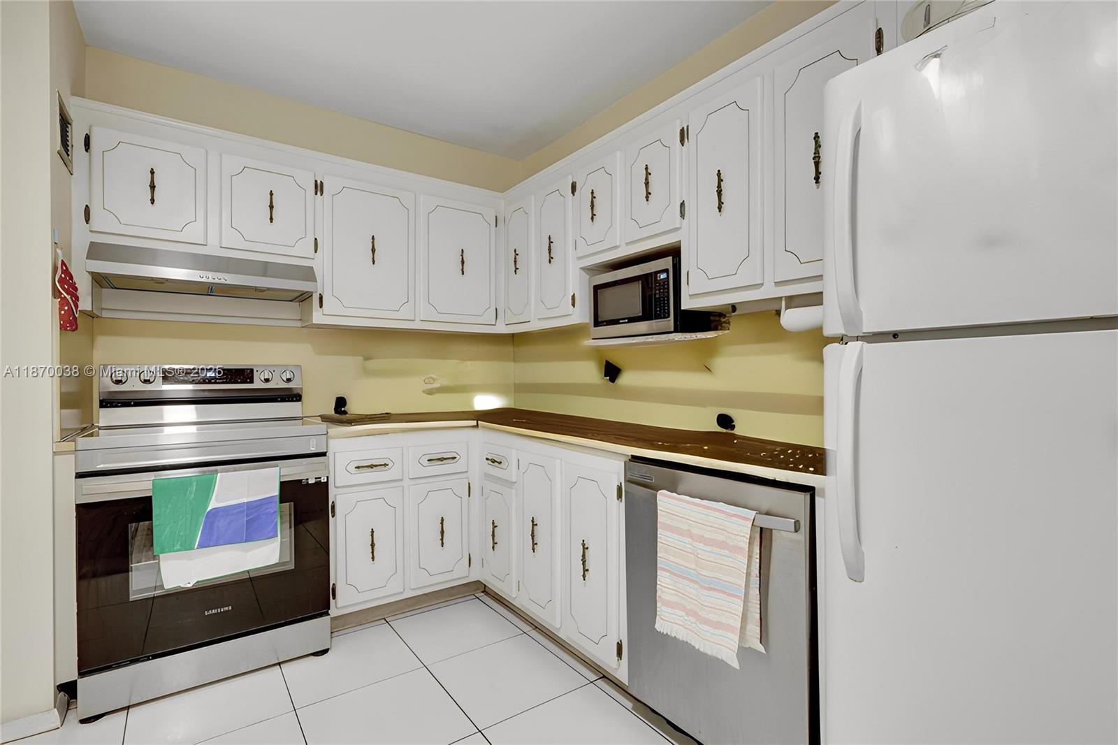 BONAVIDA CONDO - Residential