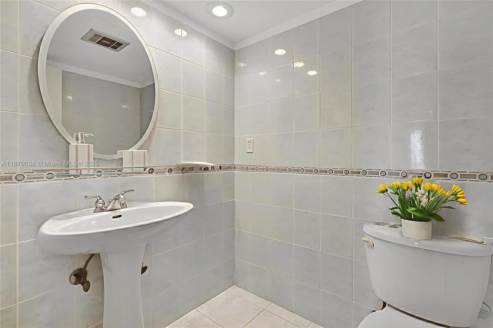 BONAVIDA CONDO - Residential