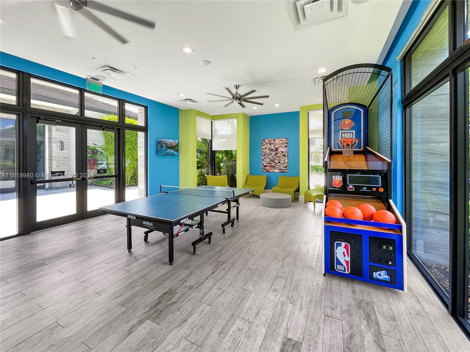 URBANA AT THE RESIDENCES - Residential