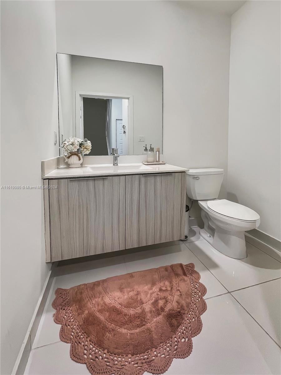 URBANA AT THE RESIDENCES - Residential