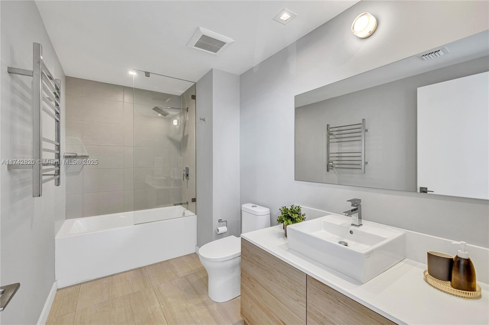 SERENO RESIDENCES CONDO - Residential