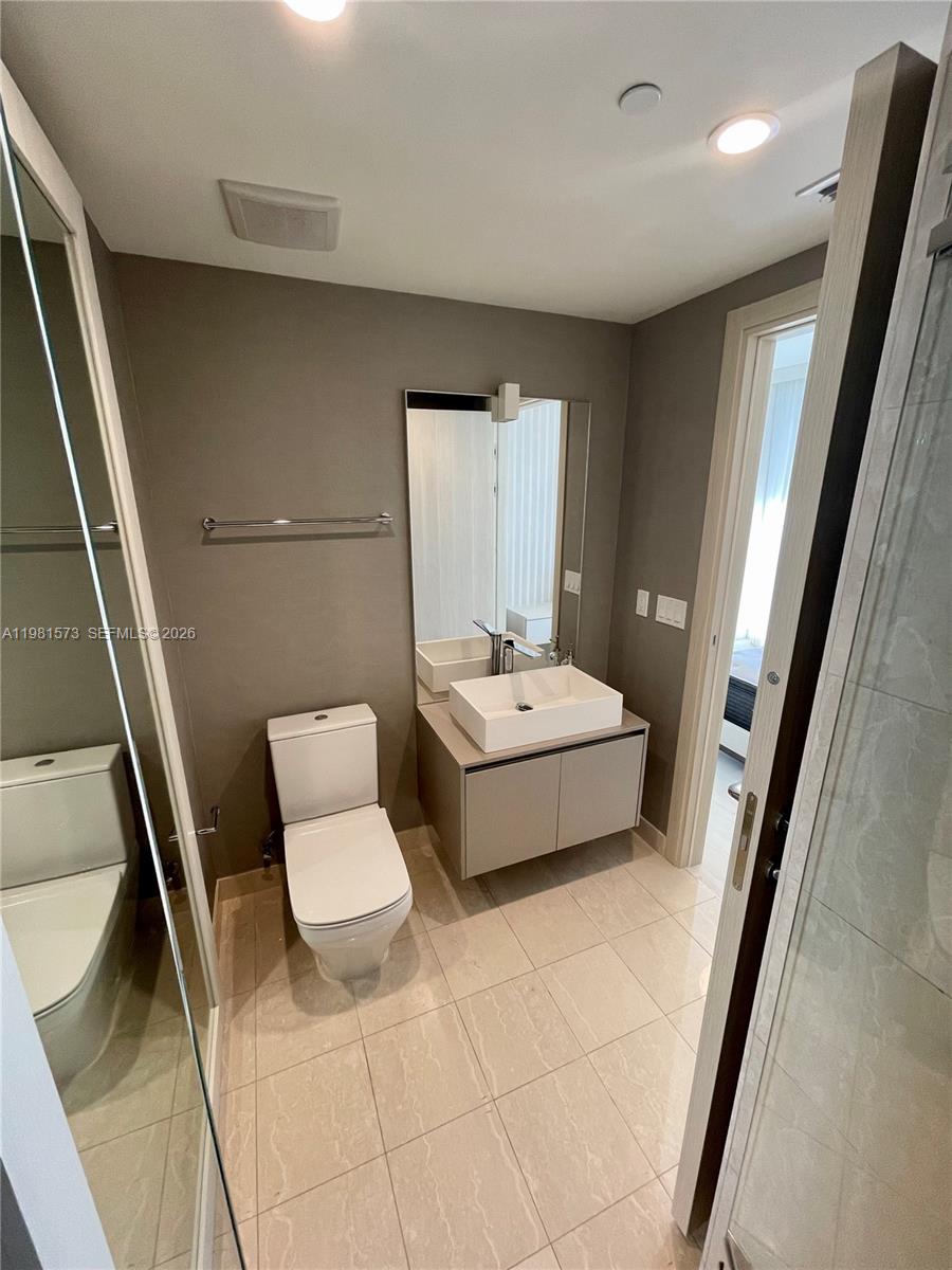 Brickell Flatiron - Residential