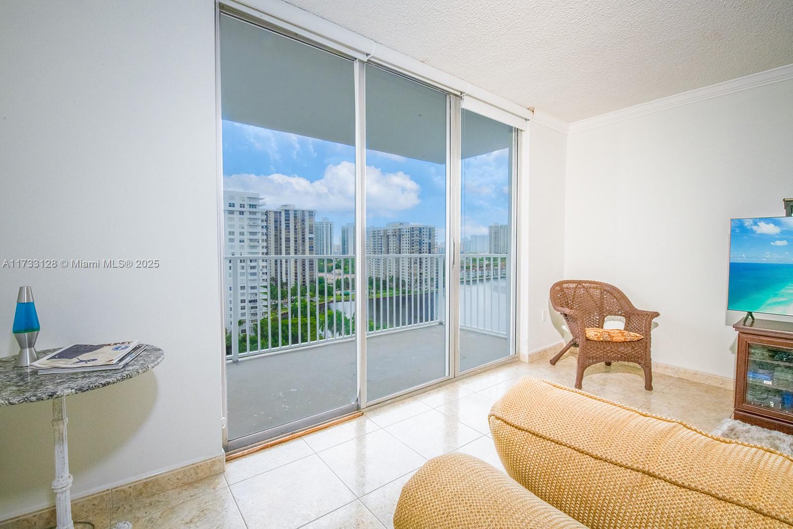 ADMIRALS PORT CONDO WEST - Residential
