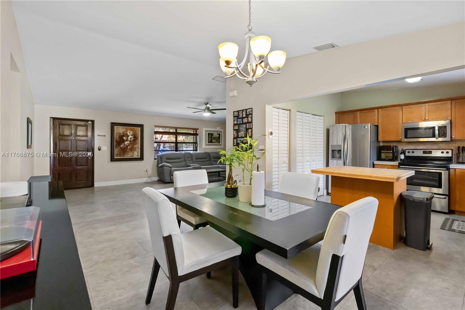 FOREST LAKE - Residential