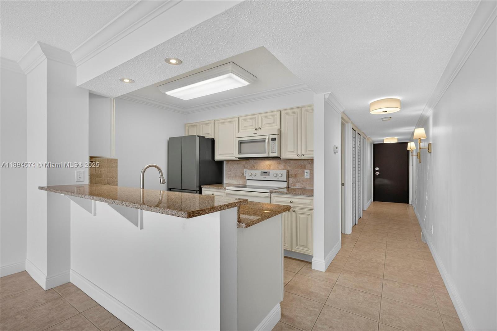 CYPRESS POINT CONDO - Residential Lease