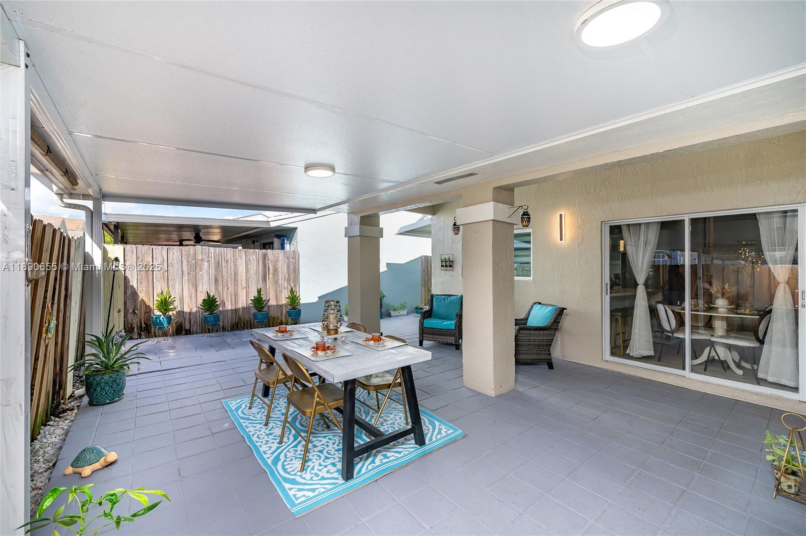 LAKES BY THE BAY SEC 3 - Residential