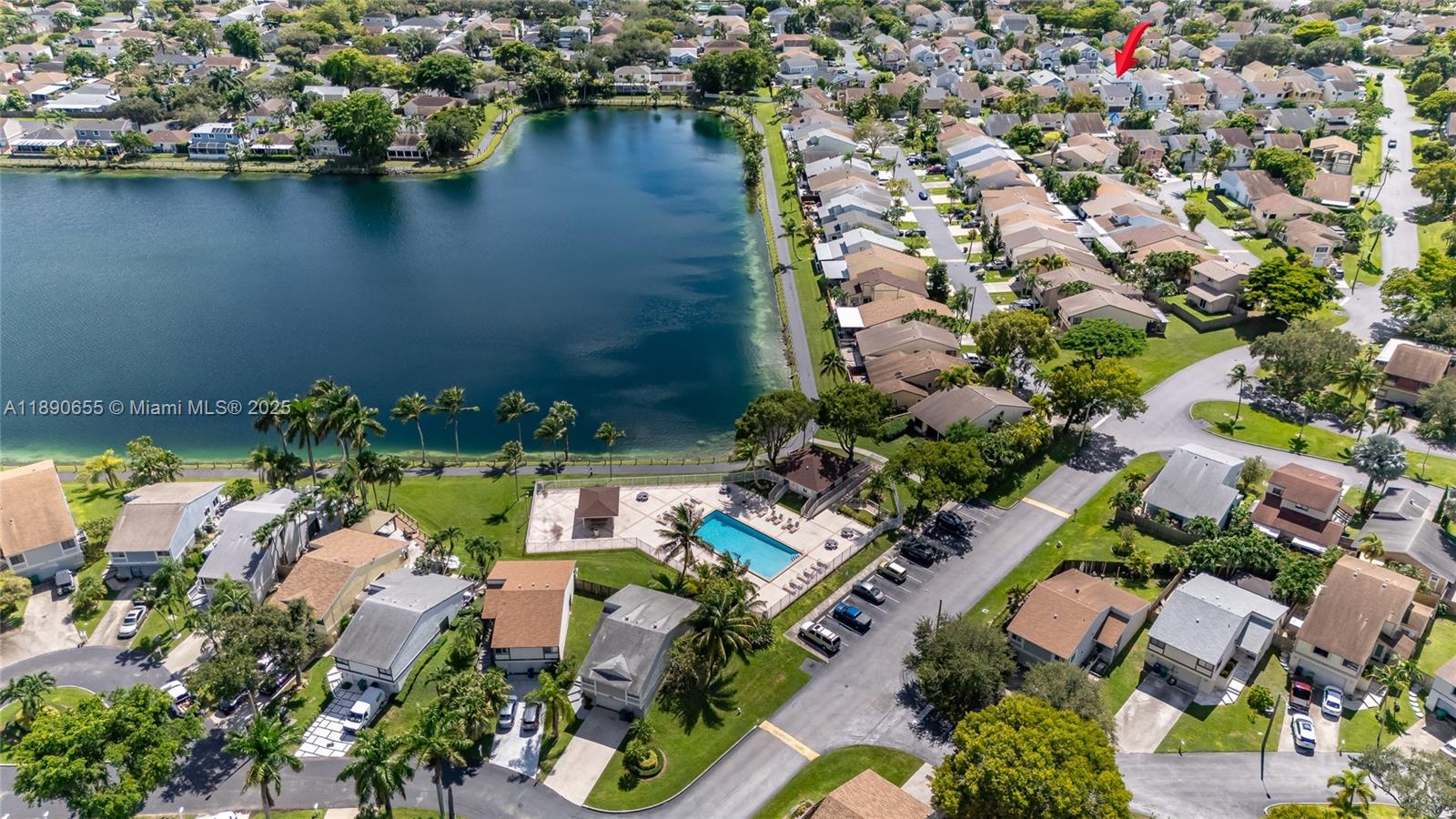 LAKES BY THE BAY SEC 3 - Residential