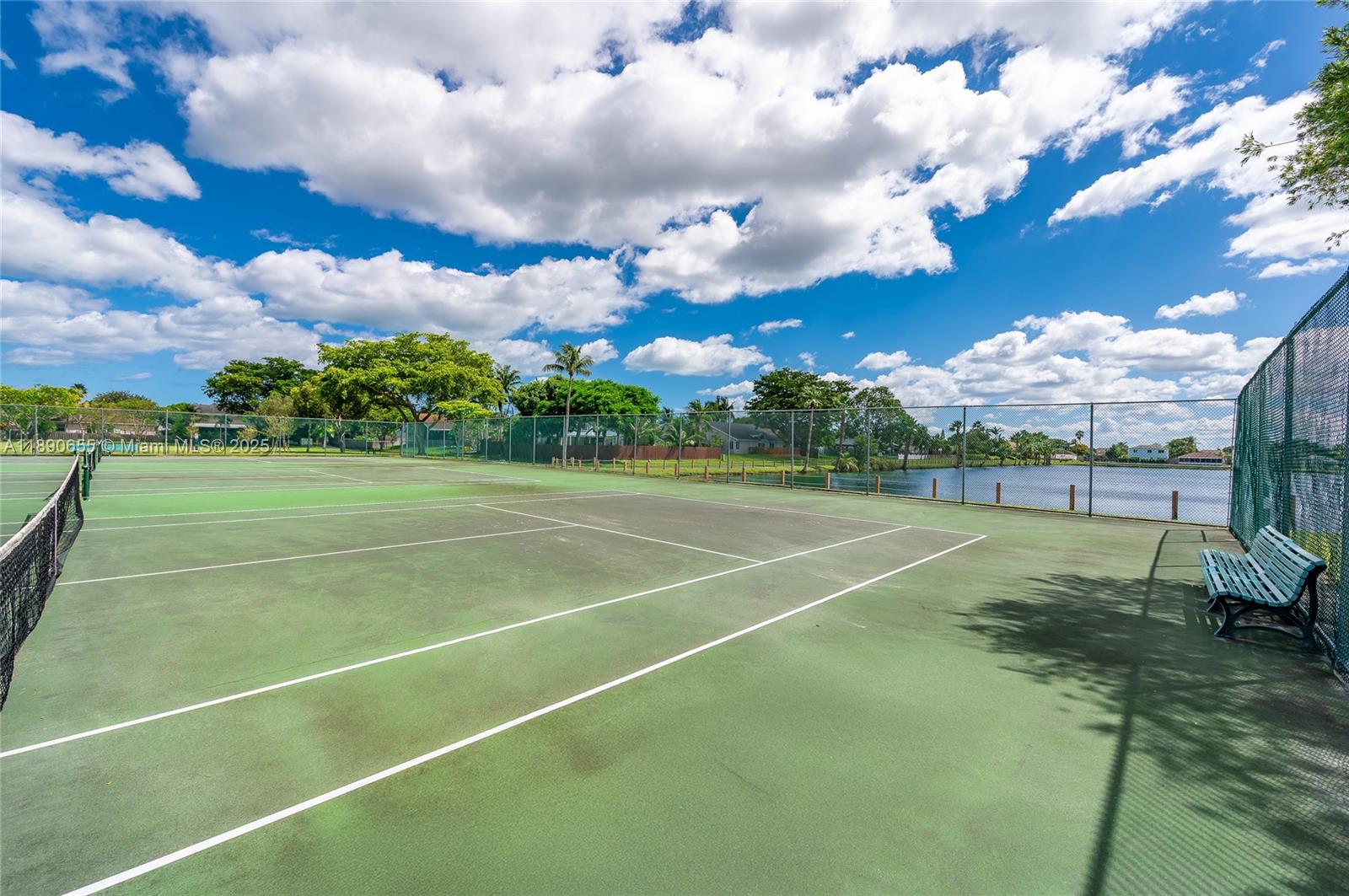 LAKES BY THE BAY SEC 3 - Residential