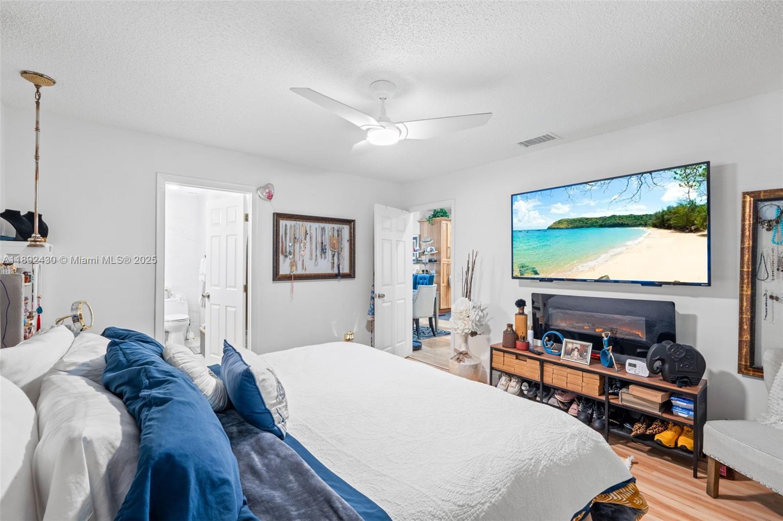 BOYNTON LAKES 3-C - Residential
