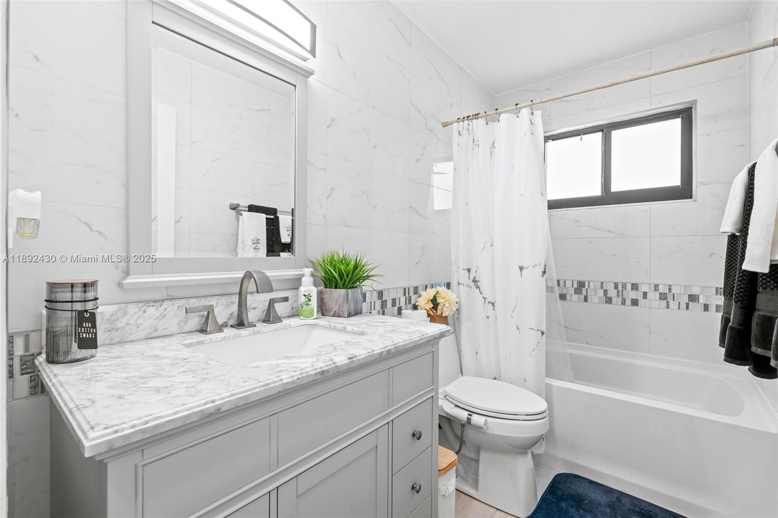 BOYNTON LAKES 3-C - Residential