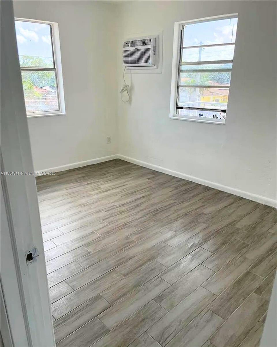 1261 NW 59th St