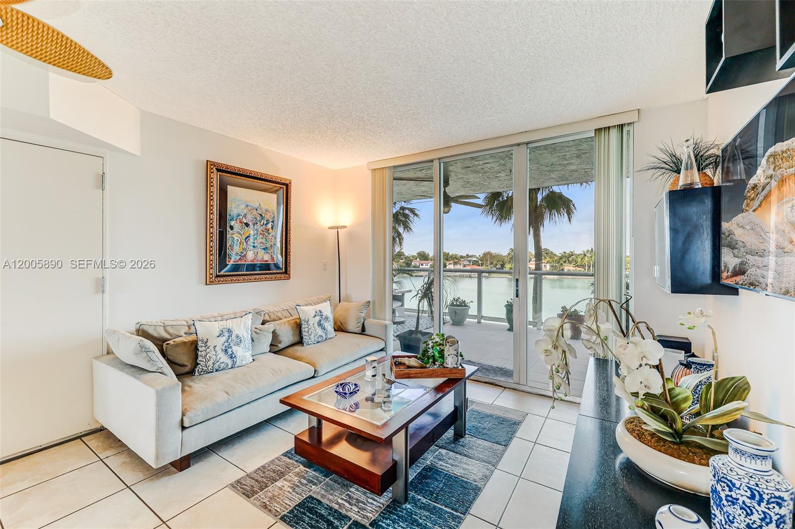 THE GRANDVIEW CONDO - Residential