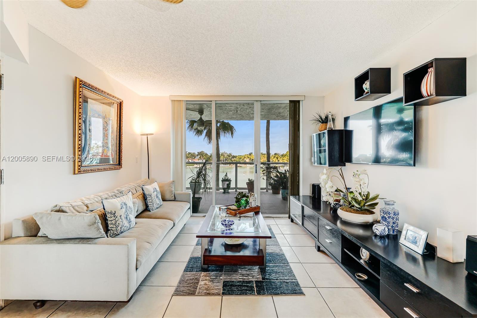 THE GRANDVIEW CONDO - Residential