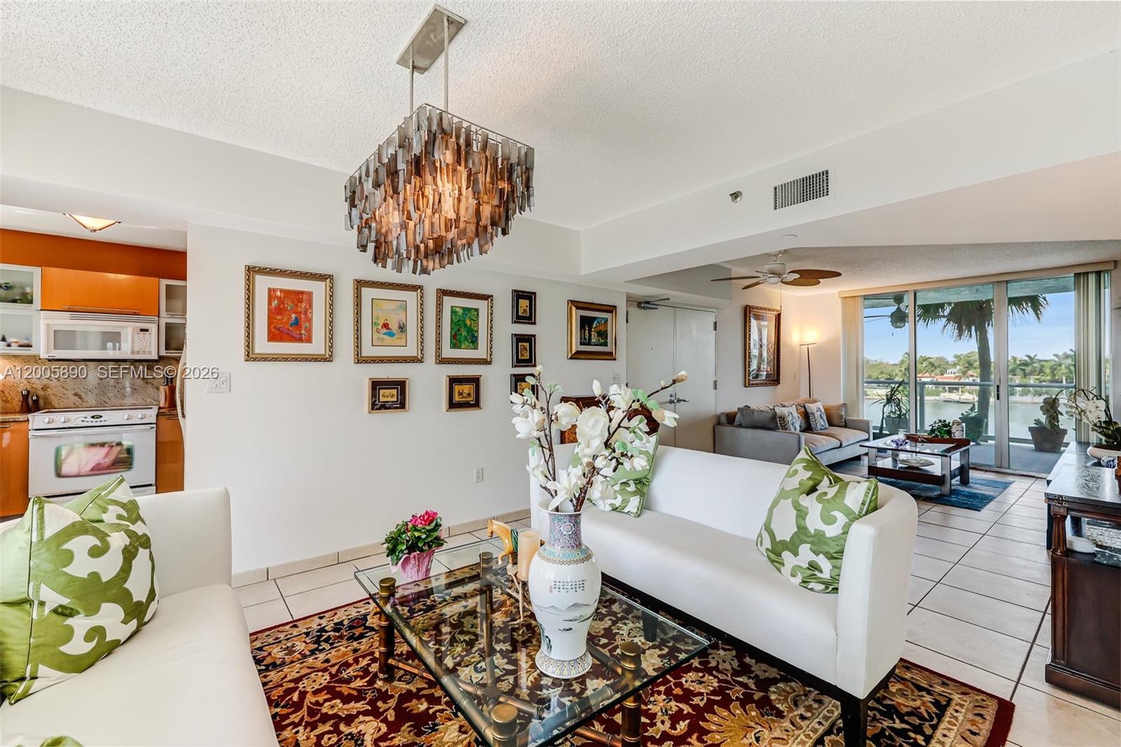 THE GRANDVIEW CONDO - Residential