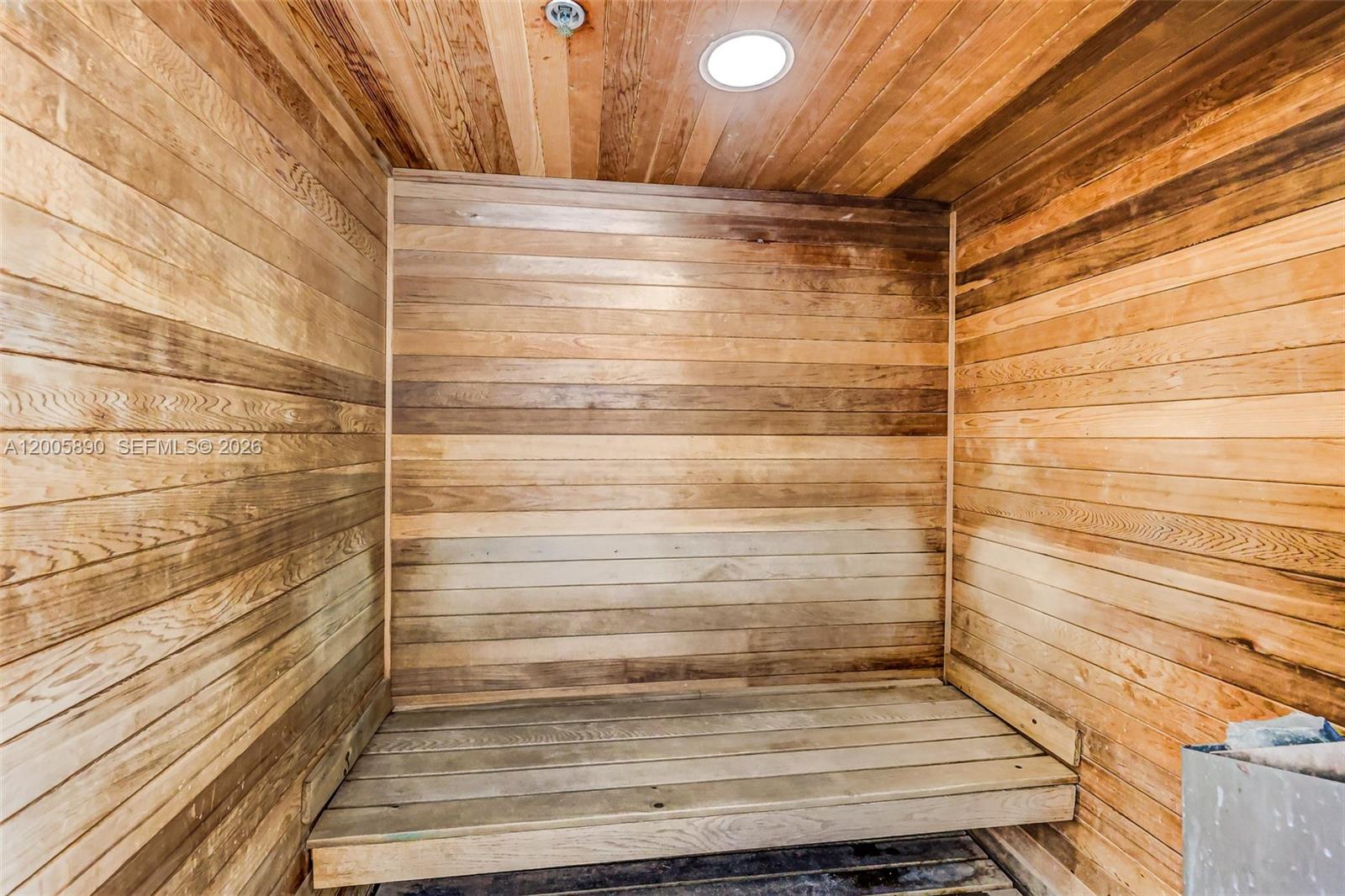 THE GRANDVIEW CONDO - Residential