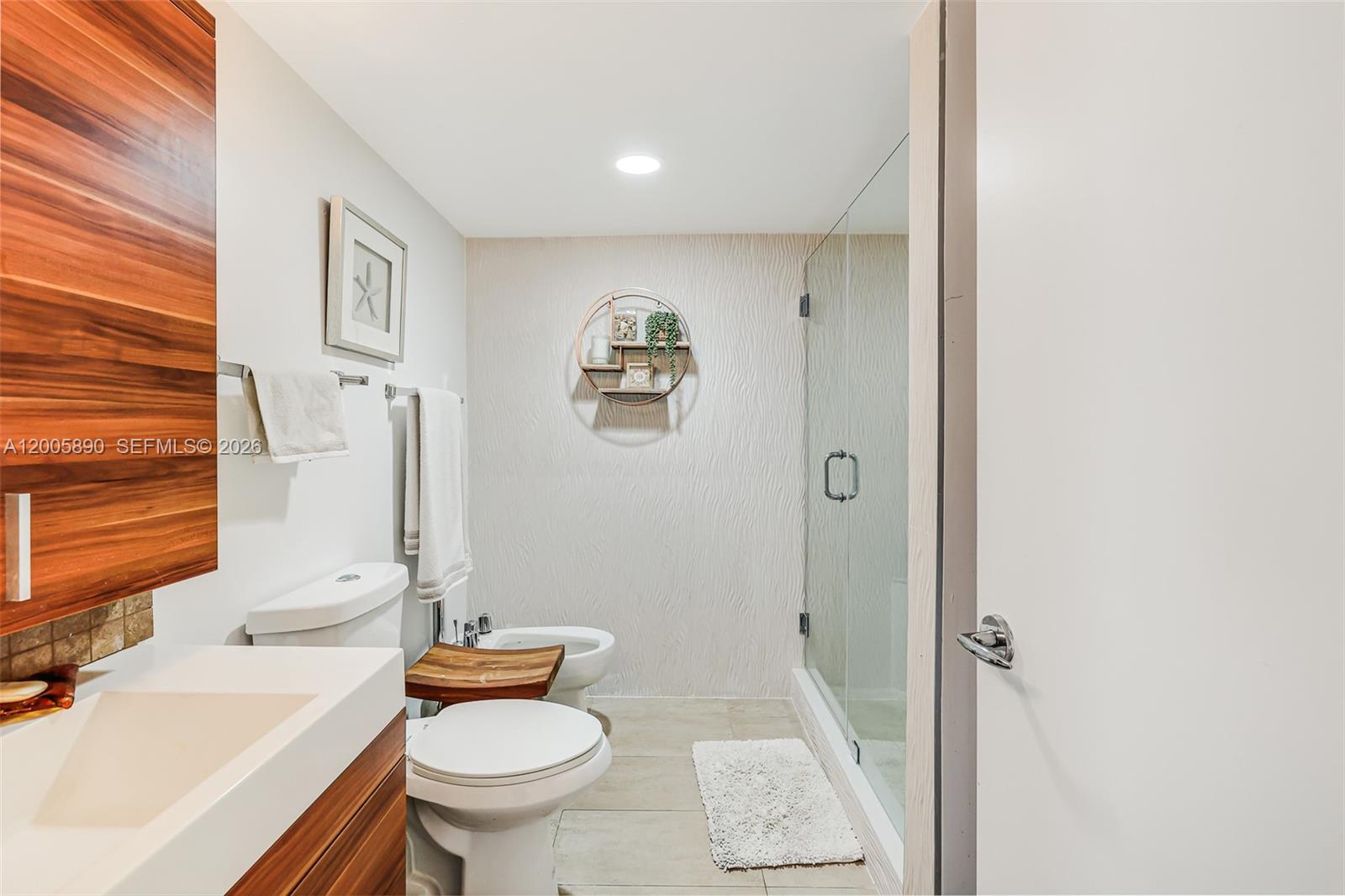 THE GRANDVIEW CONDO - Residential