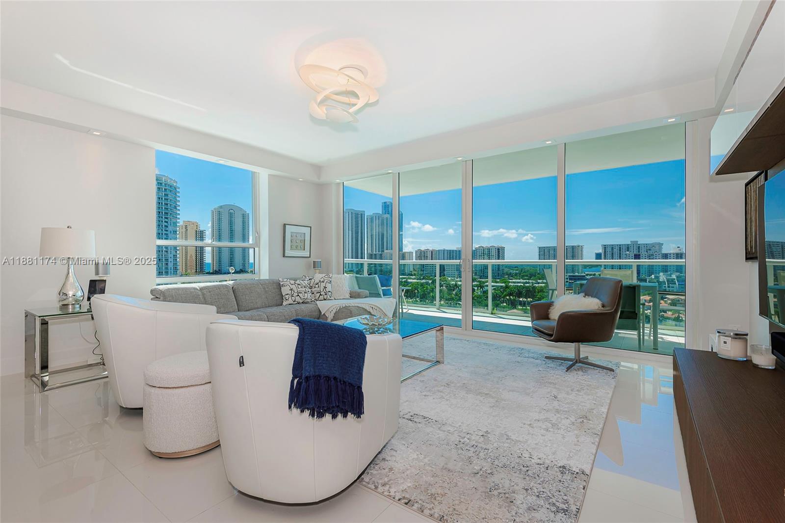 400 Sunny Isles Blvd 1122 CORNER UNIT