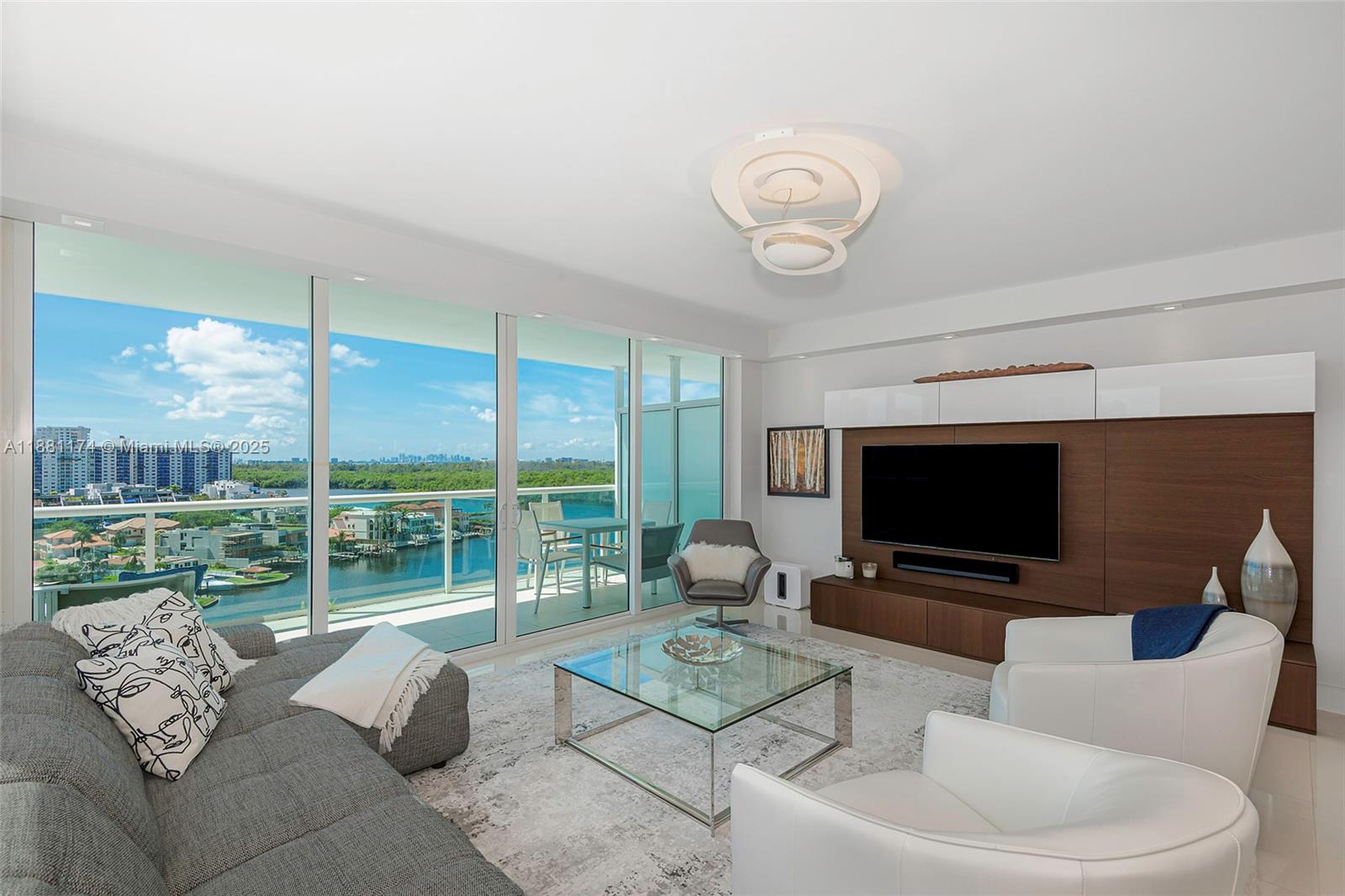 400 Sunny Isles Blvd 1122 CORNER UNIT