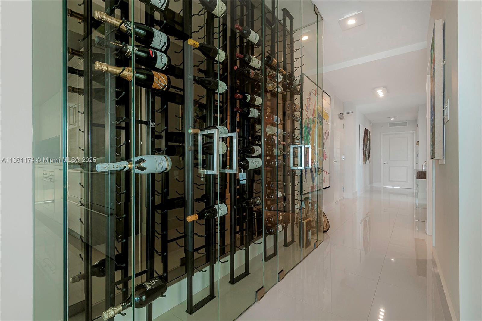 400 SUNNY ISLES CONDO EAS - Residential