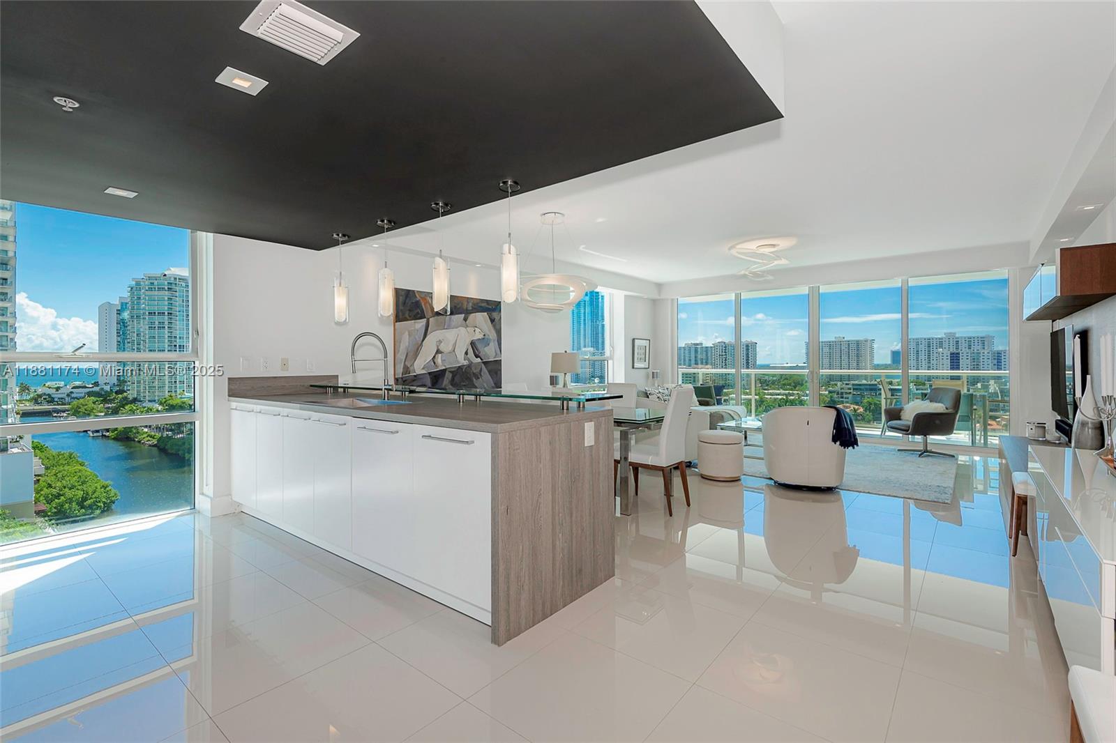 400 SUNNY ISLES CONDO EAS - Residential