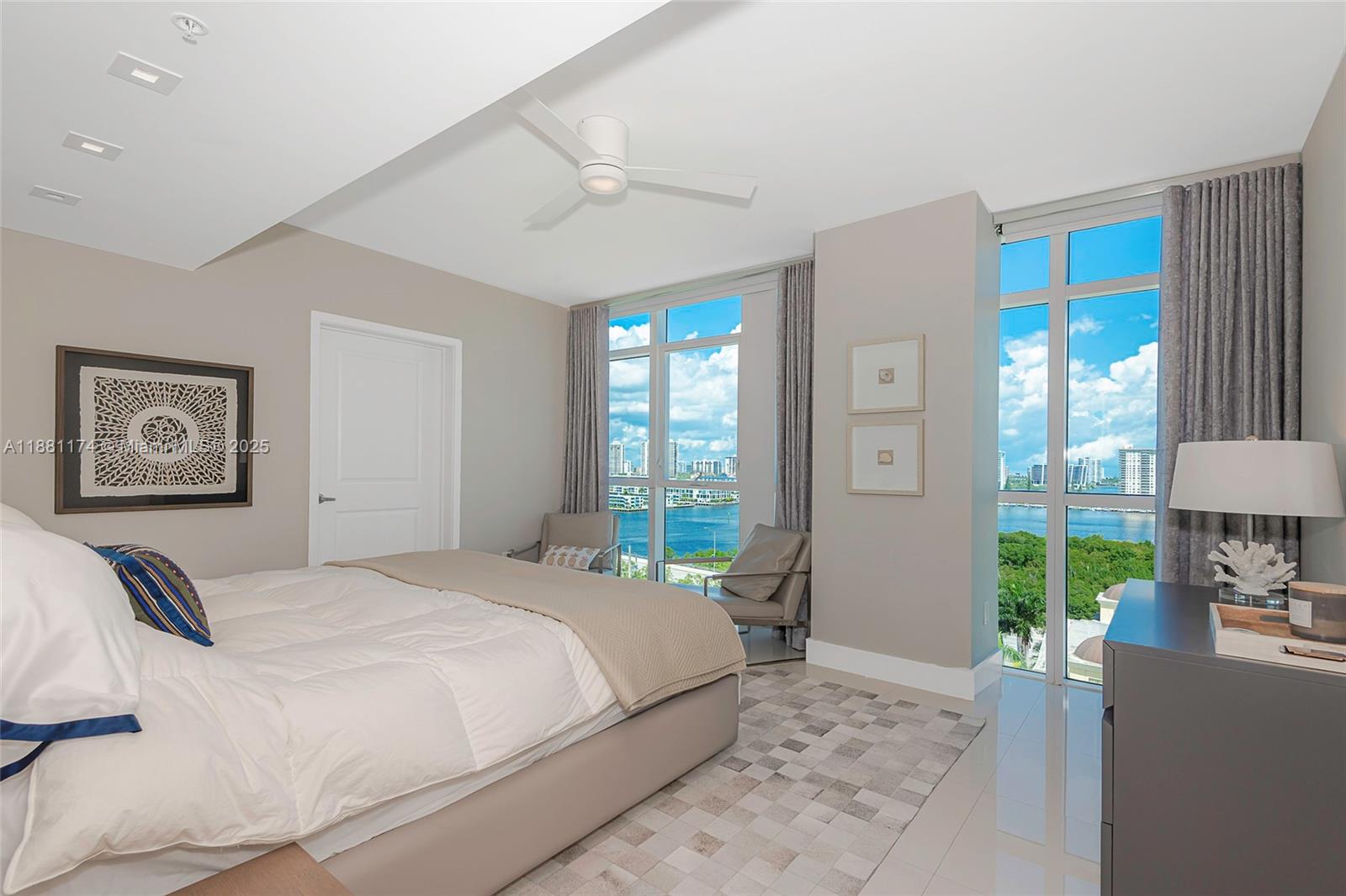 400 SUNNY ISLES CONDO EAS - Residential