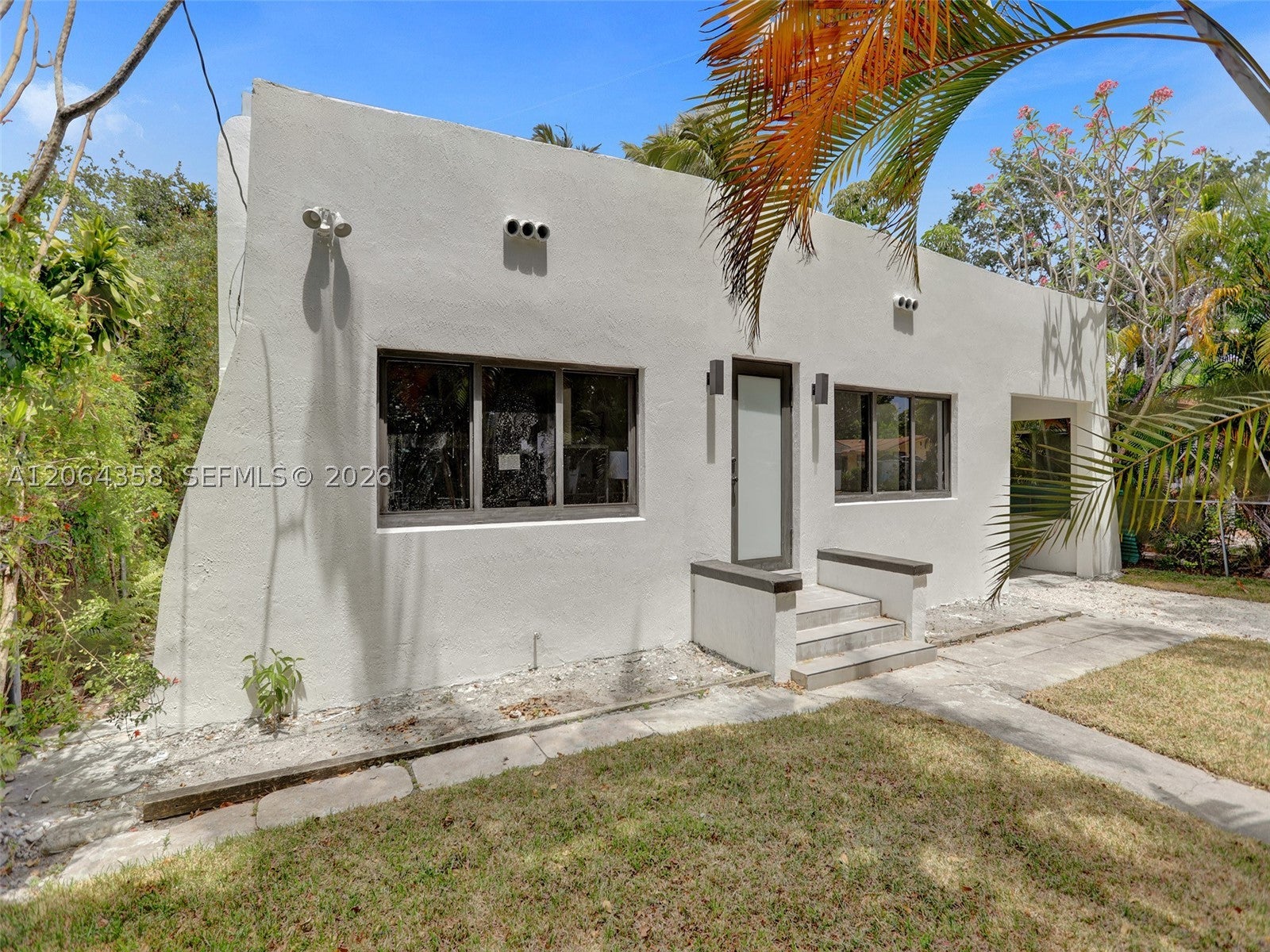 759 NE 127th St, North Miami FL 33161