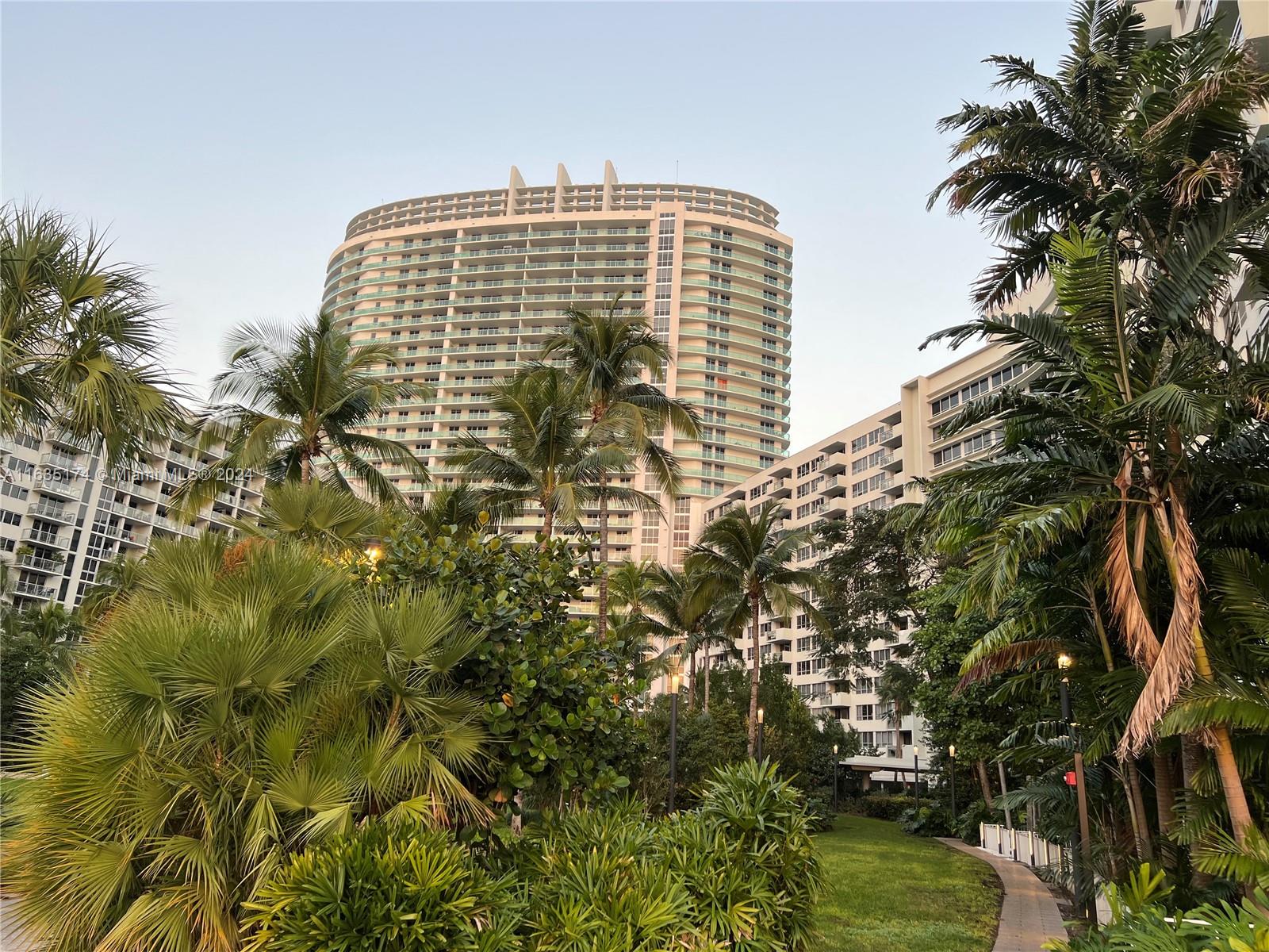 FLAMINGO SOUTH BEACH I CO - Residential Lease