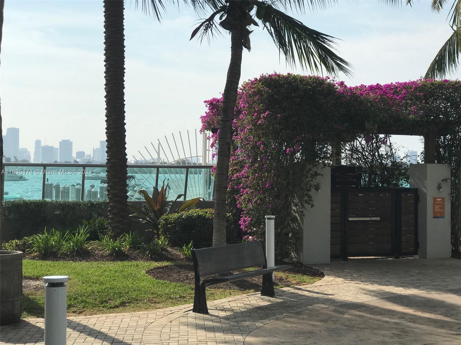 FLAMINGO SOUTH BEACH I CO - Residential Lease