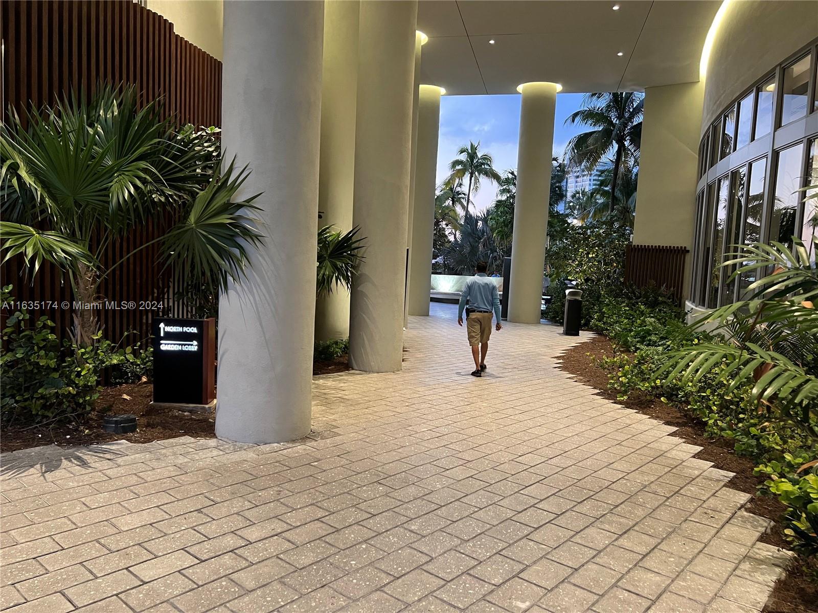 FLAMINGO SOUTH BEACH I CO - Residential Lease